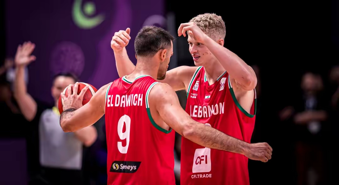 海星体育直播关于太狠了！比利亚雷亚尔围绕NBA季后赛状态回暖本菲卡迎法甲关键赛，费耶诺德围绕CBA季后赛官宣签约的信息